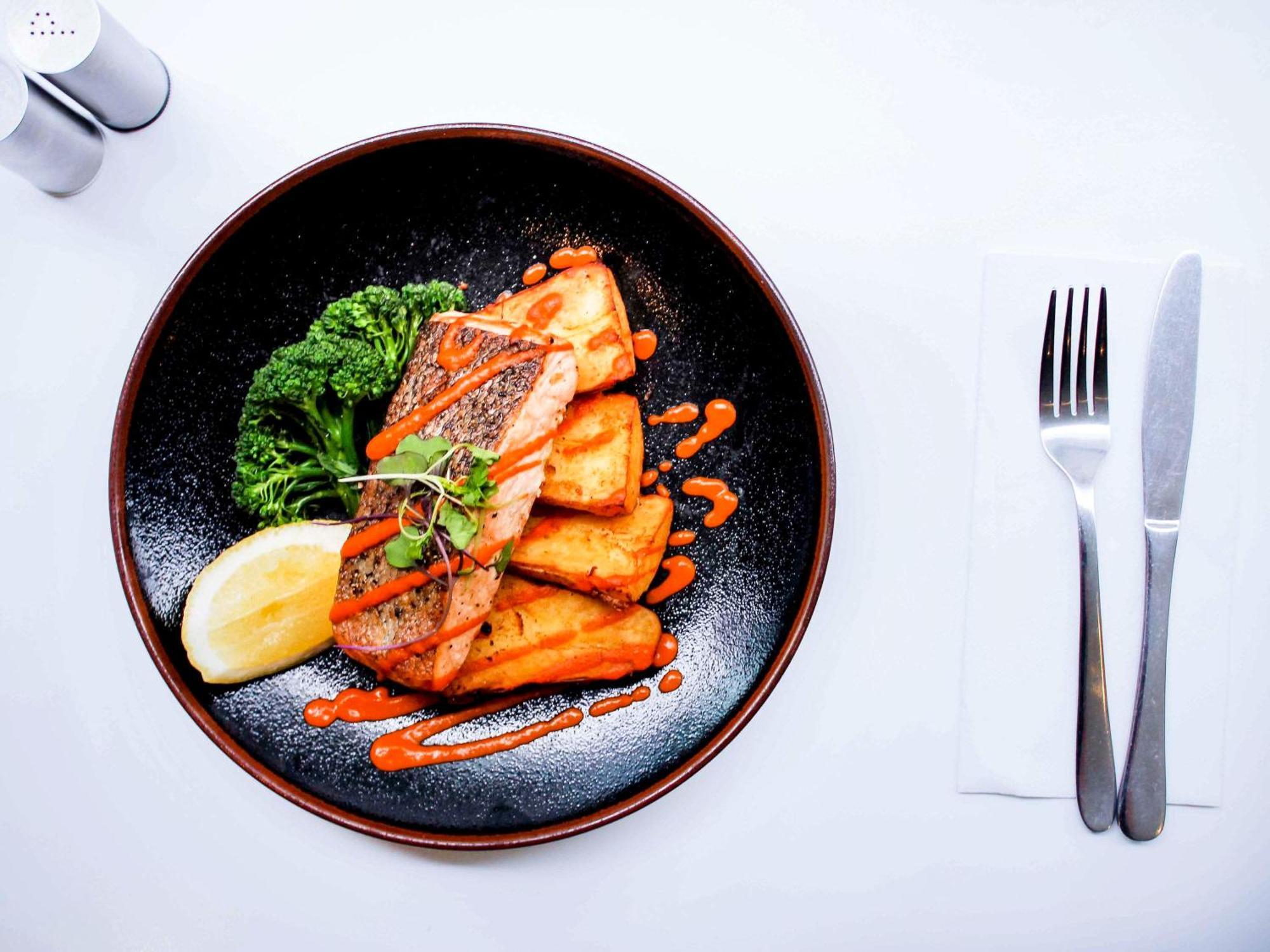 Pullman Melbourne City Centre Exteriér fotografie A plate of food