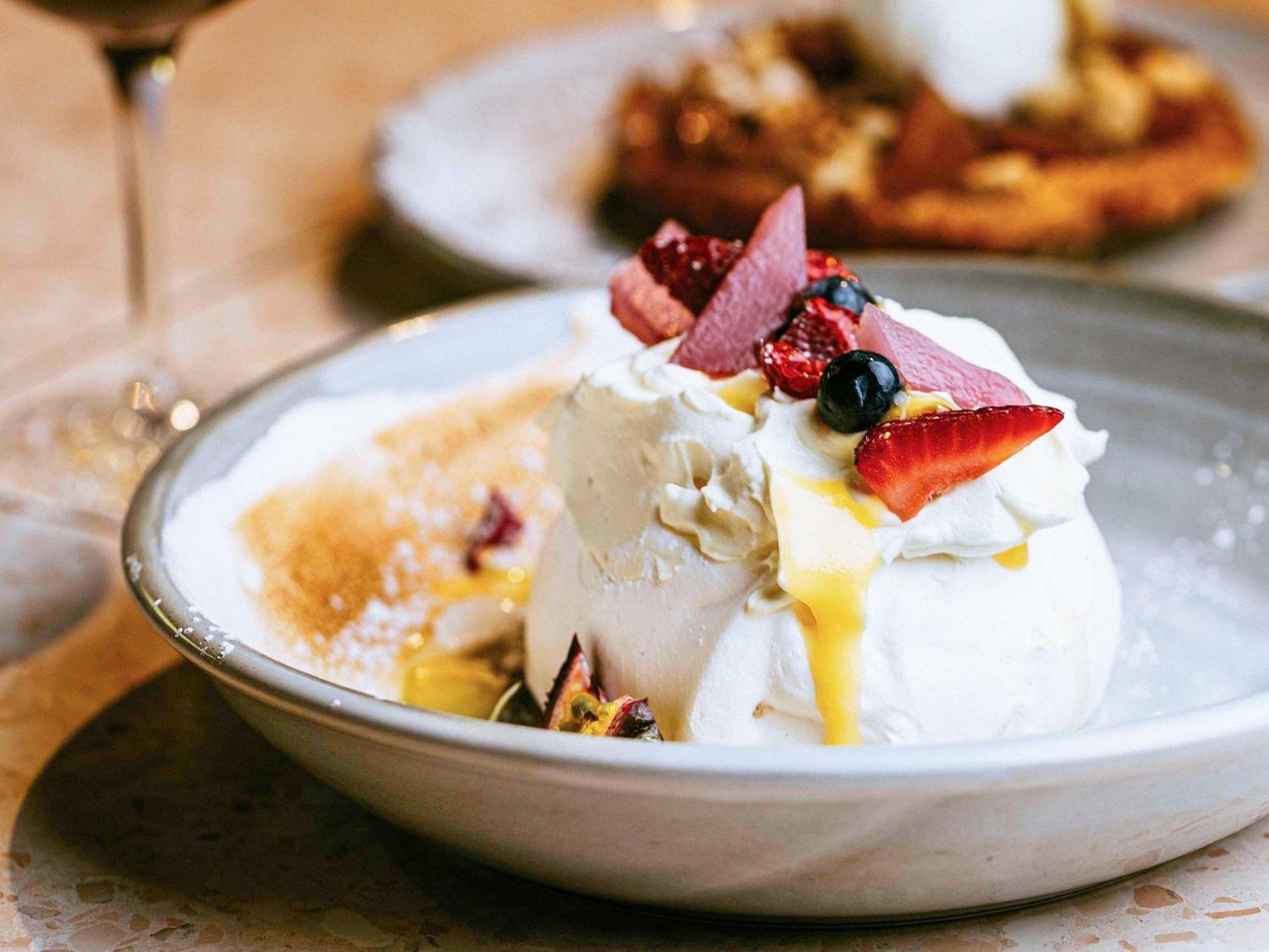 Pullman Melbourne City Centre Exteriér fotografie A dessert