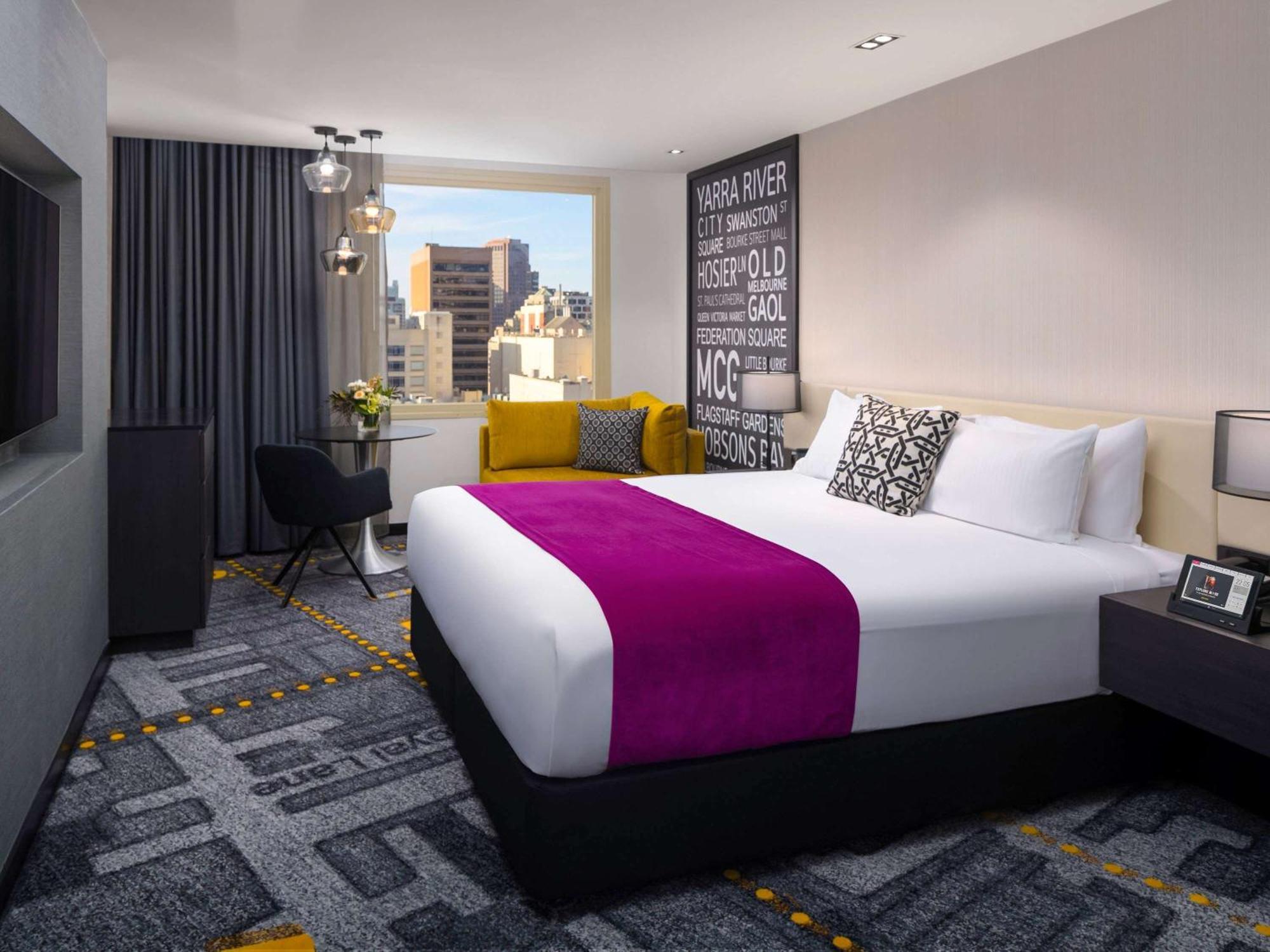 Pullman Melbourne City Centre Exteriér fotografie A room at the hotel